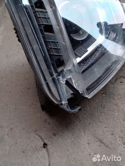 Фара левая Hyundai Creta 2 на запчасти