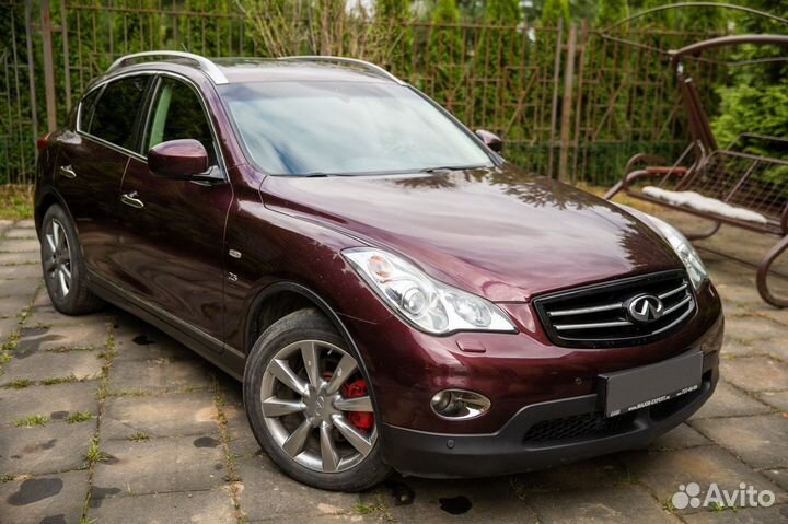 Infiniti QX50 2.5 AT, 2014, 106 600 км