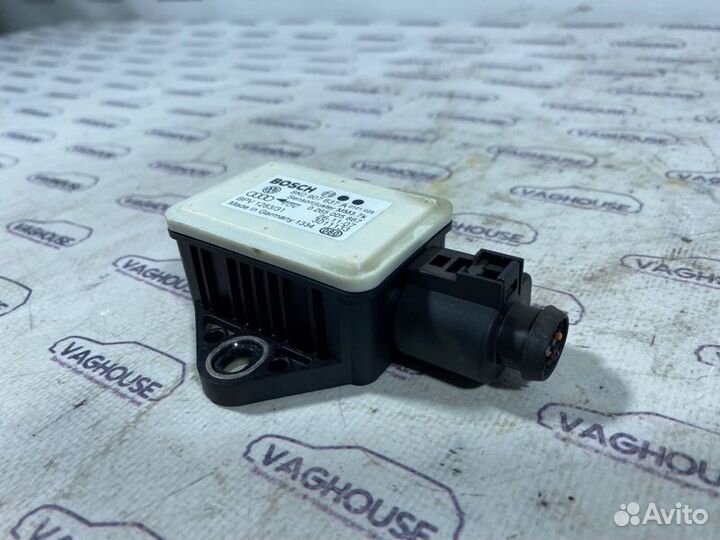 Датчик ускорения Audi A5 8T 3.2 cala 2008