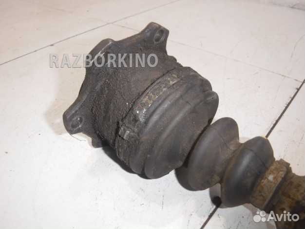 Привод передний правый 4B0407272F