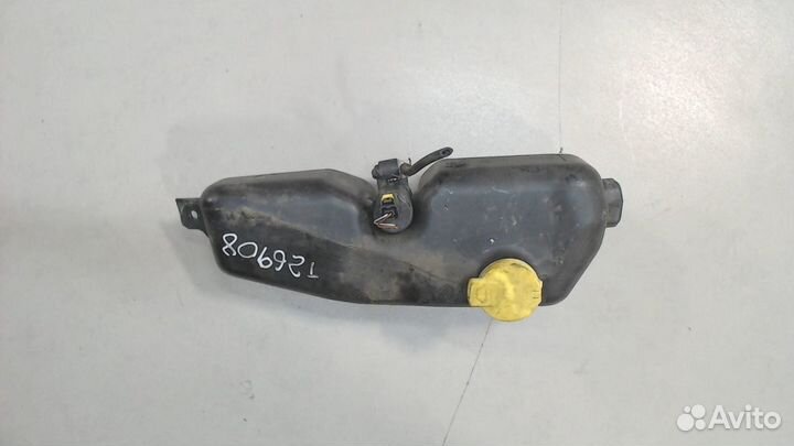 Бачок омывателя Dacia Logan, 2013