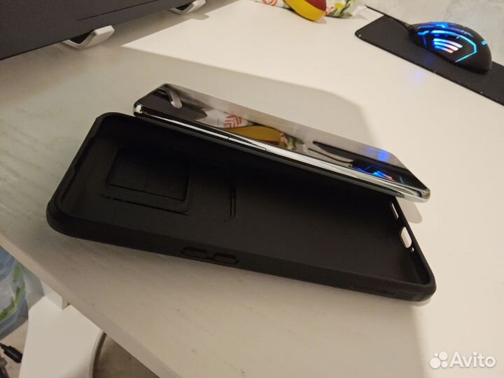 OnePlus 10T, 12/256 ГБ