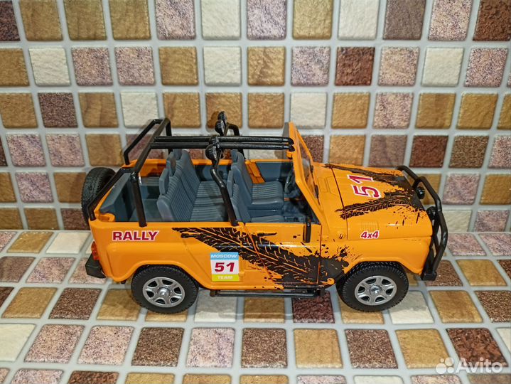 УАЗ 469 44 Rally 1:24 17 см новая