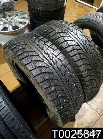 GT Radial Champiro IcePro 235/65 R17 96T