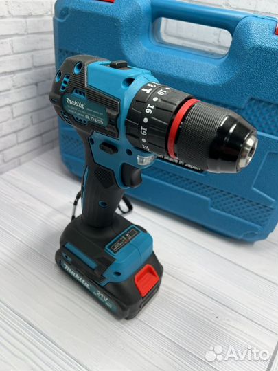 Шуруповерт makita бесщеточный 18V 13mm(1/2