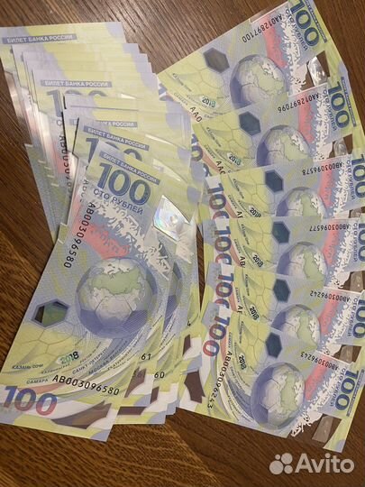Банкнота 100 рублей чм 2018