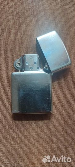 Зажигалка бензиновая