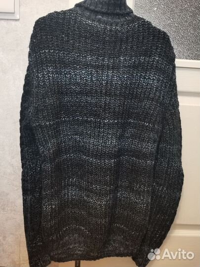 Свитер р48