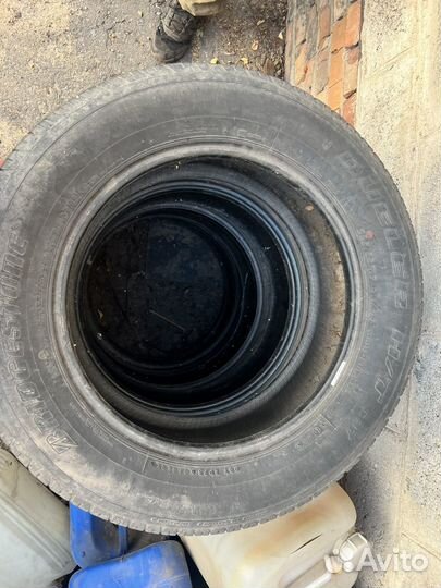 Bridgestone Dueler H/T 687 225/65 R17