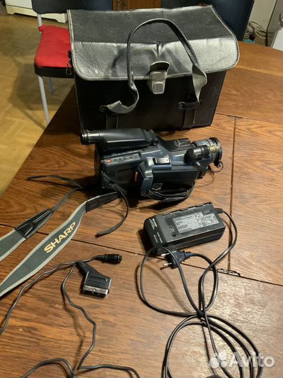 Видеокамера sharp