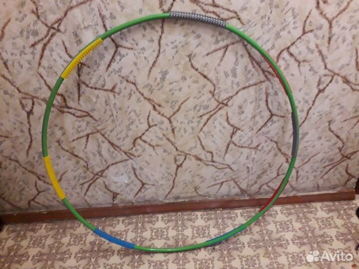 Обруч спортивный с насадками-шипами