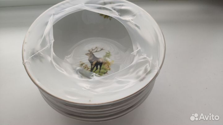 Набор салатников новый 