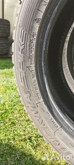 Nitto Therma Spike 225/55 R18