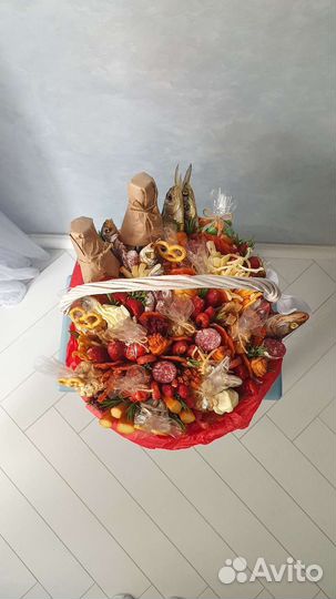 Съедобная корзина для мужчины, съедобный букет