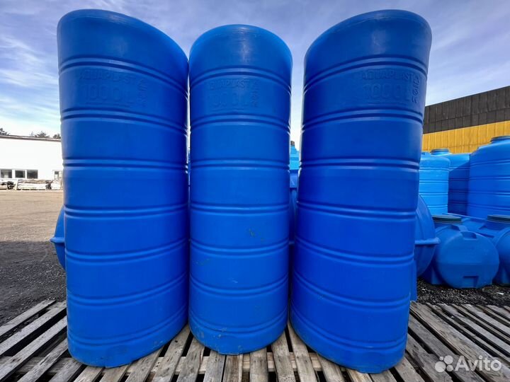 Бочка пластиковая 1 куб для воды