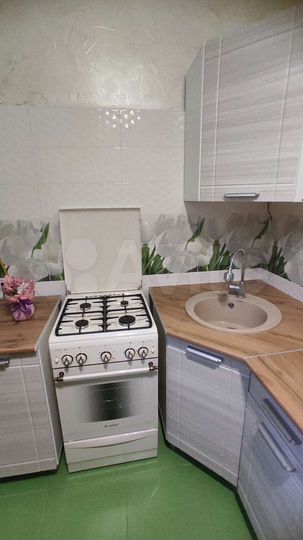 2-к. квартира, 43 м², 1/2 эт.