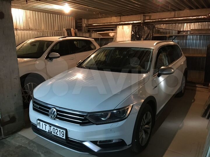 Машиноместо, > 30 м²