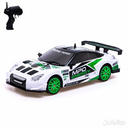 Радиоуправляемая машина для дрифта
