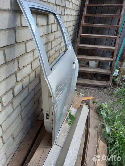 Продаю дверь бу