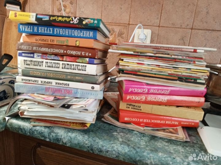 Кулинарные книги много 350 за все