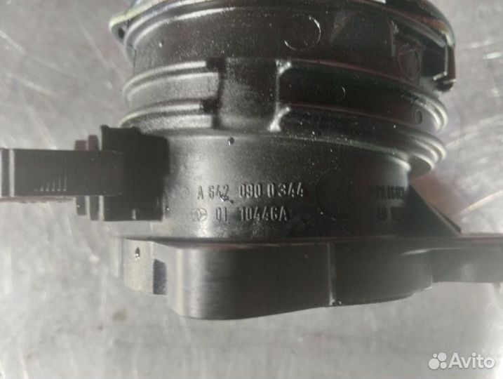 Расходомер воздуха Mercedes E-Class W213 OM642 3.0