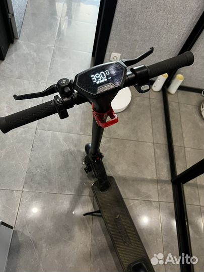 Электросамокат Hoverbot TT-03