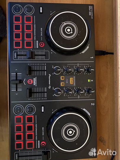 Dj контролер pioneer ddj 200