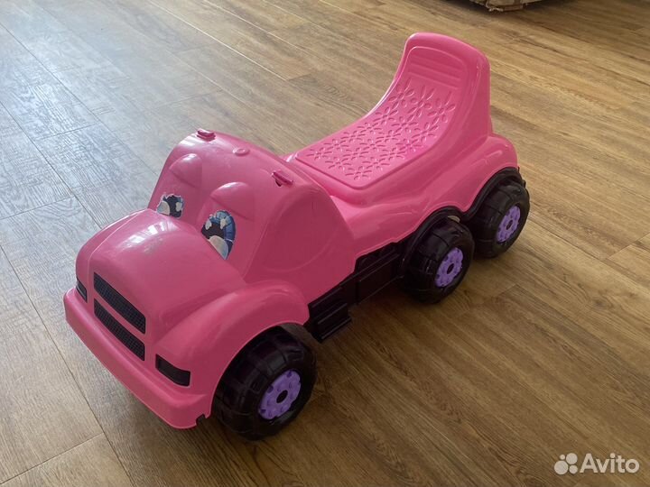 Машинка-каталка