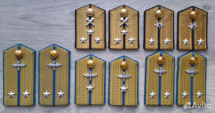 Детские, очень короткие погоны войск ркка