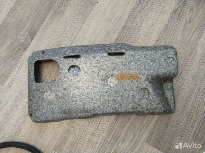 Наполнитель заднего бампера Nissan Almera Classic