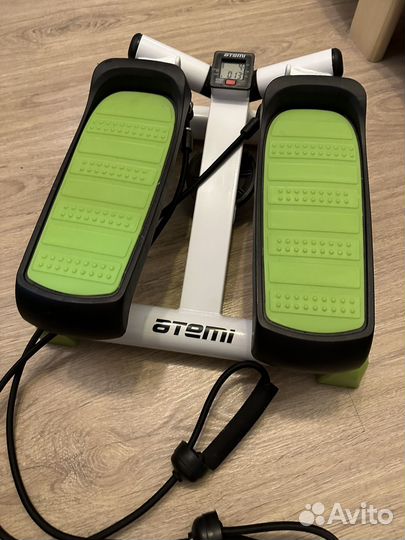 Тренажер степпер с эспандерами