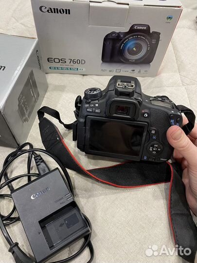 Зеркальный фотоаппарат canon eos 760D