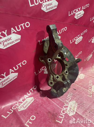 Кулак передний правый Kia Sportage 4 QL