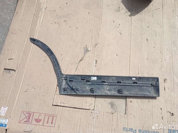 Молдинг двери задний левый Kia Seltos