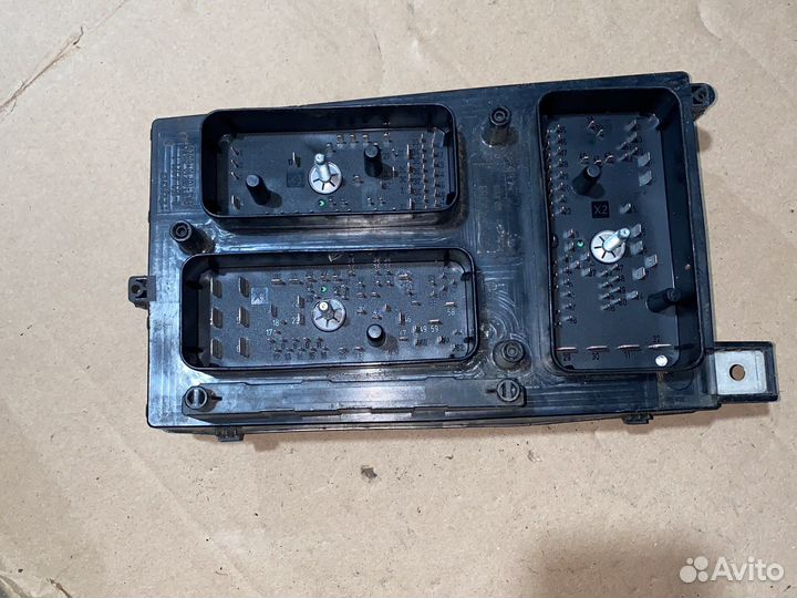 Блок предохранителей Opel Astra H Zafira B