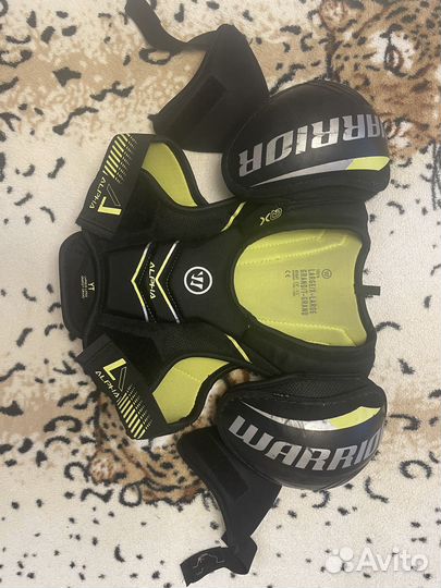 Нагрудник хоккейный