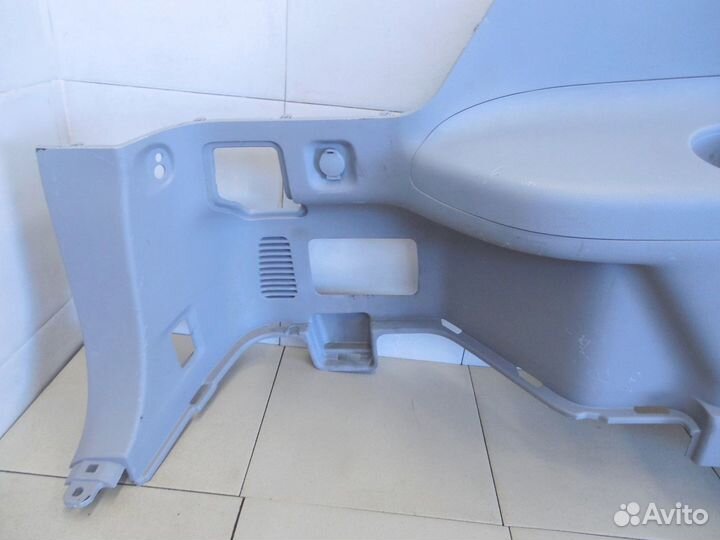 Обшивка багажника Highlander II 2007-2013