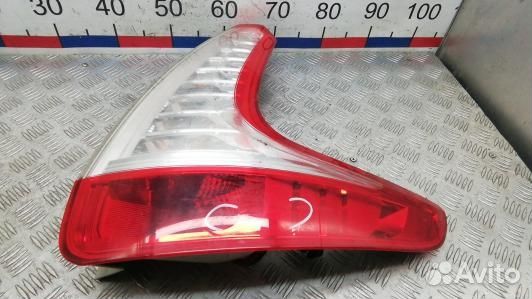 Фонарь задний правый renault scenic 3 (6KR05MY01)