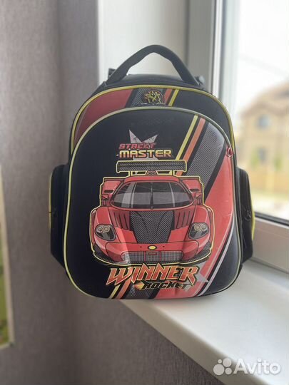 Рюкзак ортопедический Hummingbird