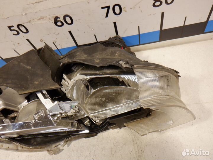 Фара правая Subaru Impreza WRX