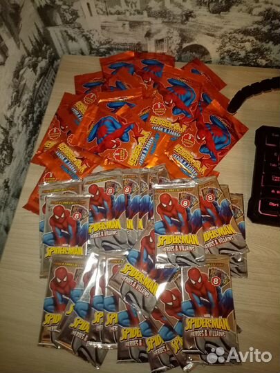 Запечатанные карточки -Человек-паук Герои и Злодеи
