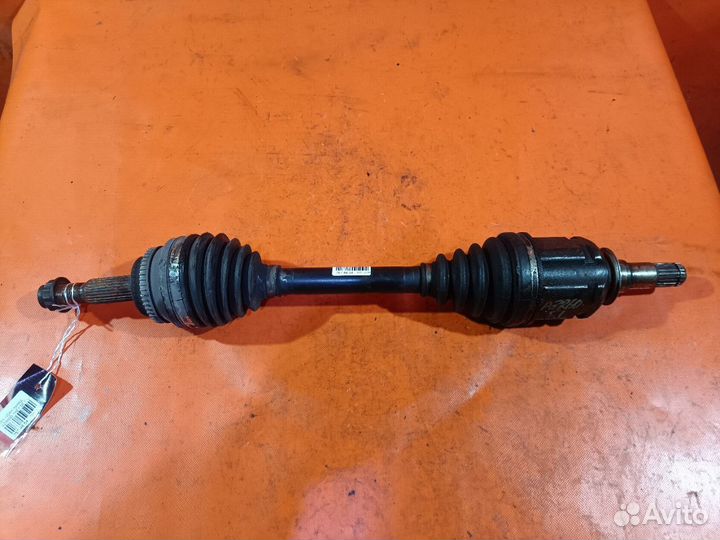 Привод Toyota Noah AZR60G (Переднее Левое)