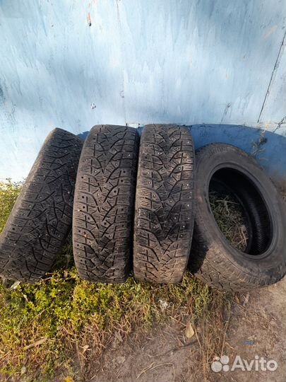 Bridgestone Blizzak Ice 195/65 R15 и 5.00 195C