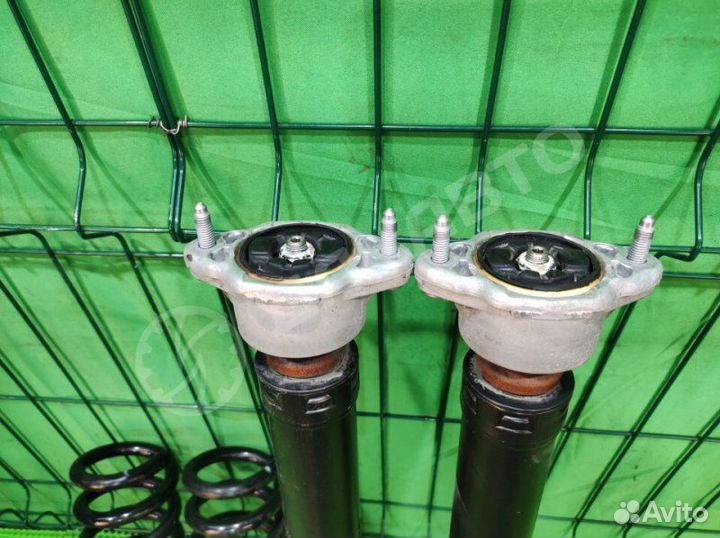 Комплект амортизаторов задний Mercedes-Benz C W204