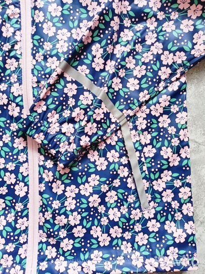 Ветровка новая для девочки 122/128 Lupilu