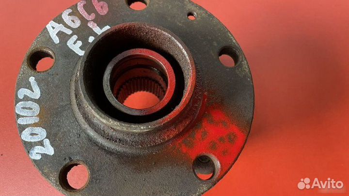 Ступица передняя левая Audi A6 C6 2.8 FSI