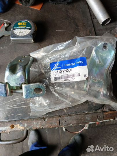 Петли двери kia sportage 3