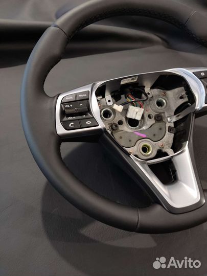 Руль Hyundai Sonata 7 LF