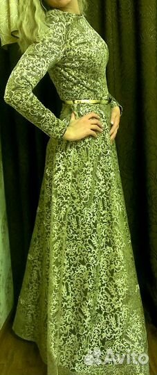 Шикарное платье р. 42-44