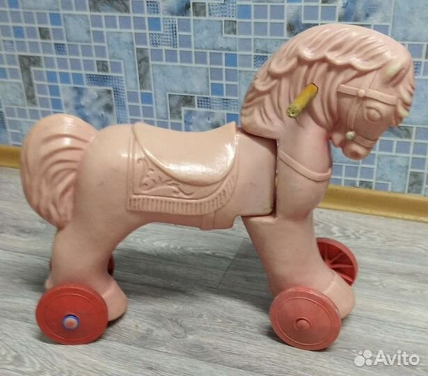 Лошадка каталка СССР